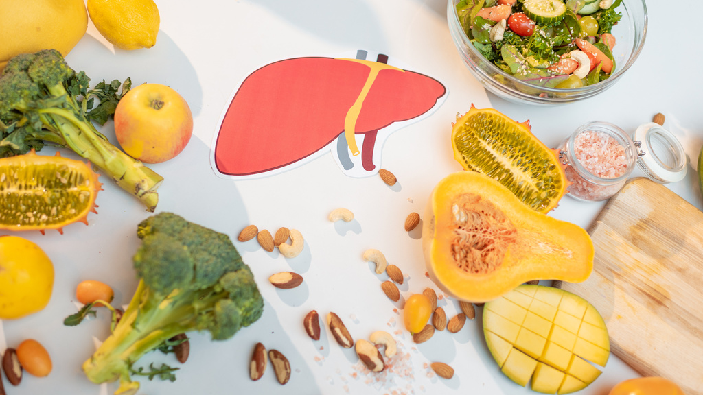 graphic showing a liver and healthy foods